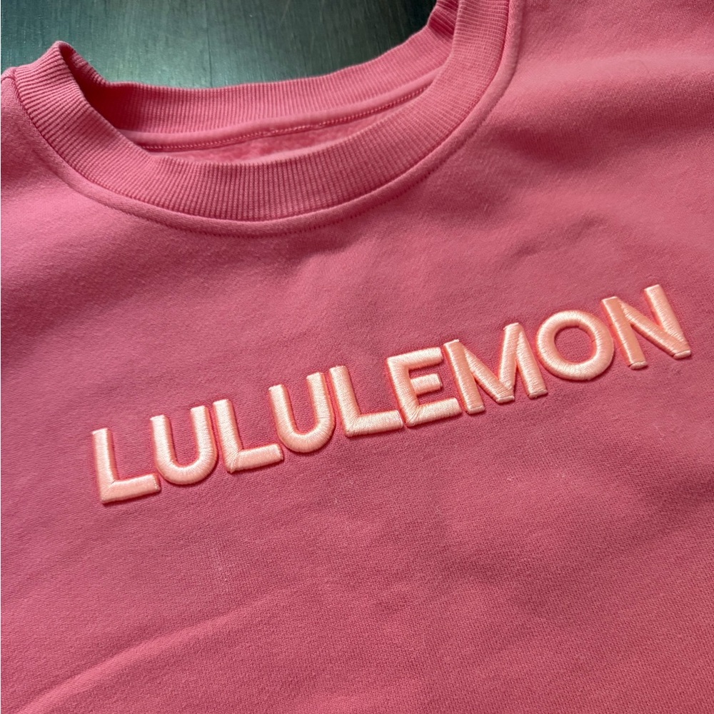 Lululemon Sweatshirt & Shorts Bundle - Picture 5 of 15